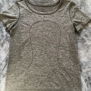 Lululemon short sleeve crew neck shirt 4
